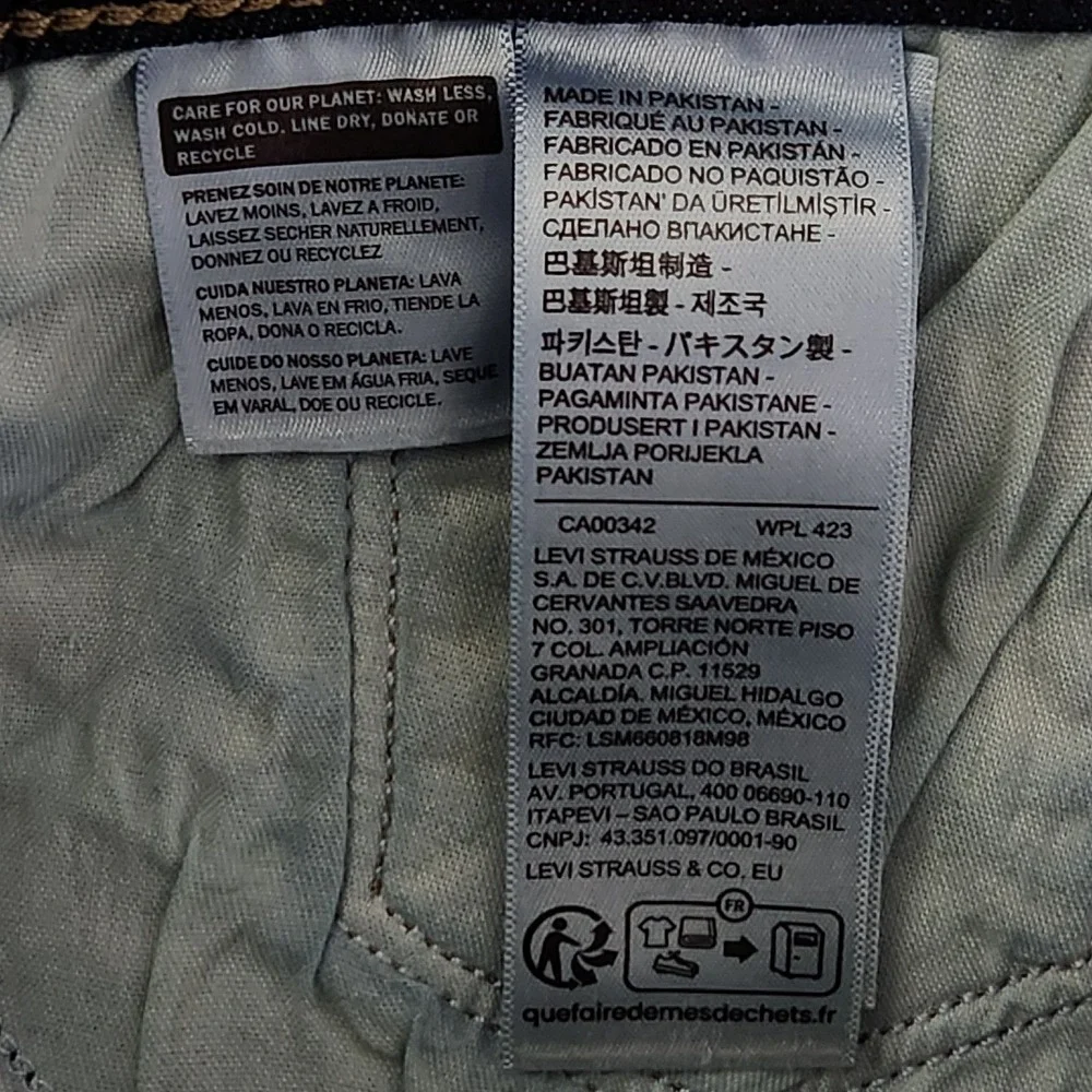 Levis Classic Bootcut Jeans Womens 14‎ M 32x32 Dark Wash Island Rinse Blue NEW